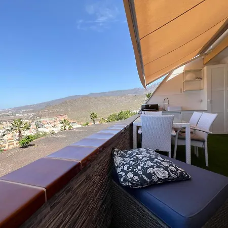 2 Bedroom With Breathtaking View Of The Sea - Sunset 아데제