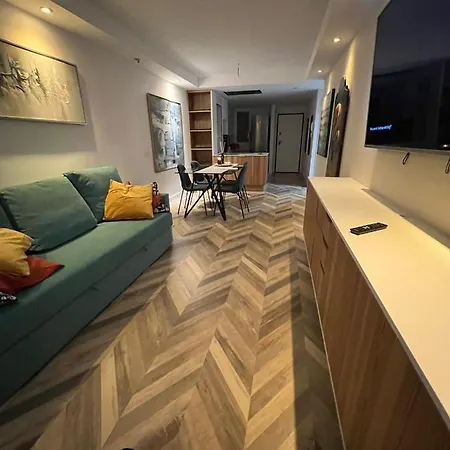 2 Bedroom With Breathtaking View Of The Sea - Sunset Appartement