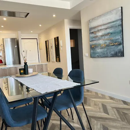 2 Bedroom With Breathtaking View Of The Sea - Sunset Appartement