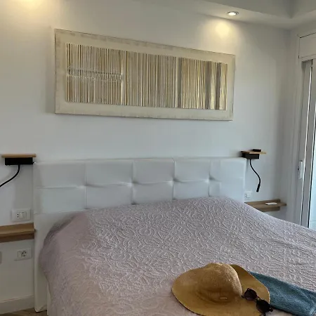 2 Bedroom With Breathtaking View Of The Sea - Sunset Appartement *